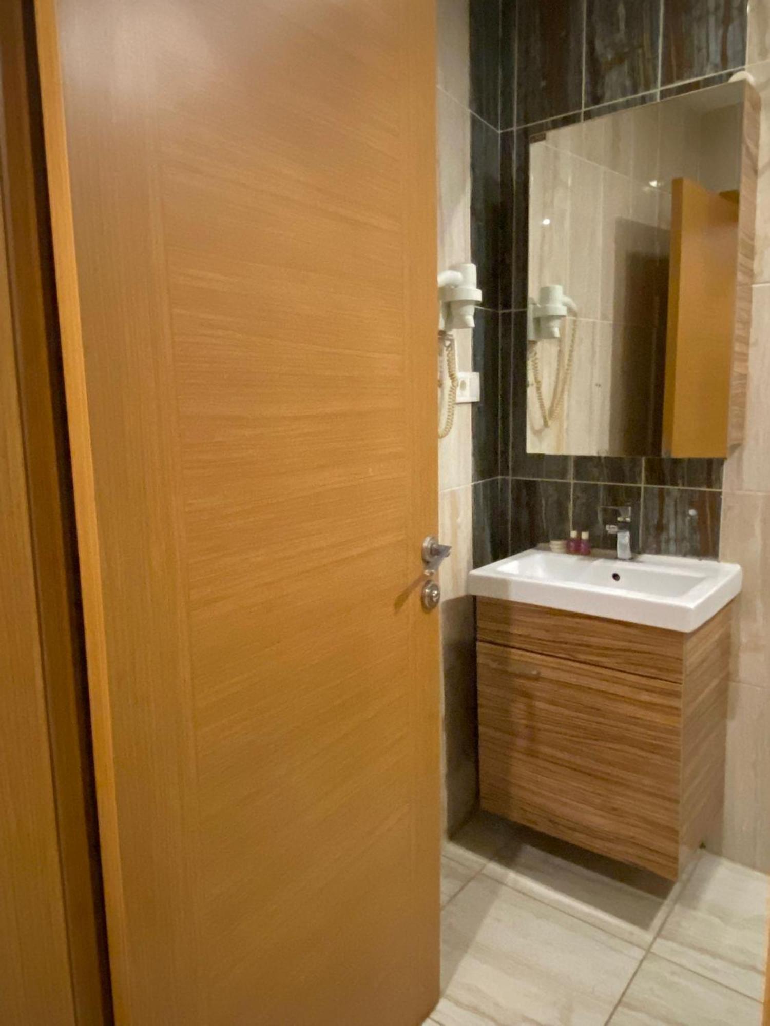 Riverland Suites Apart Hotel Istanbulská provincie Exteriér fotografie